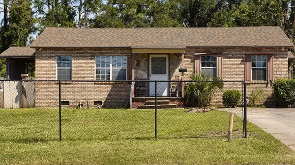 820 W Gordon St, Valdosta, GA 31601