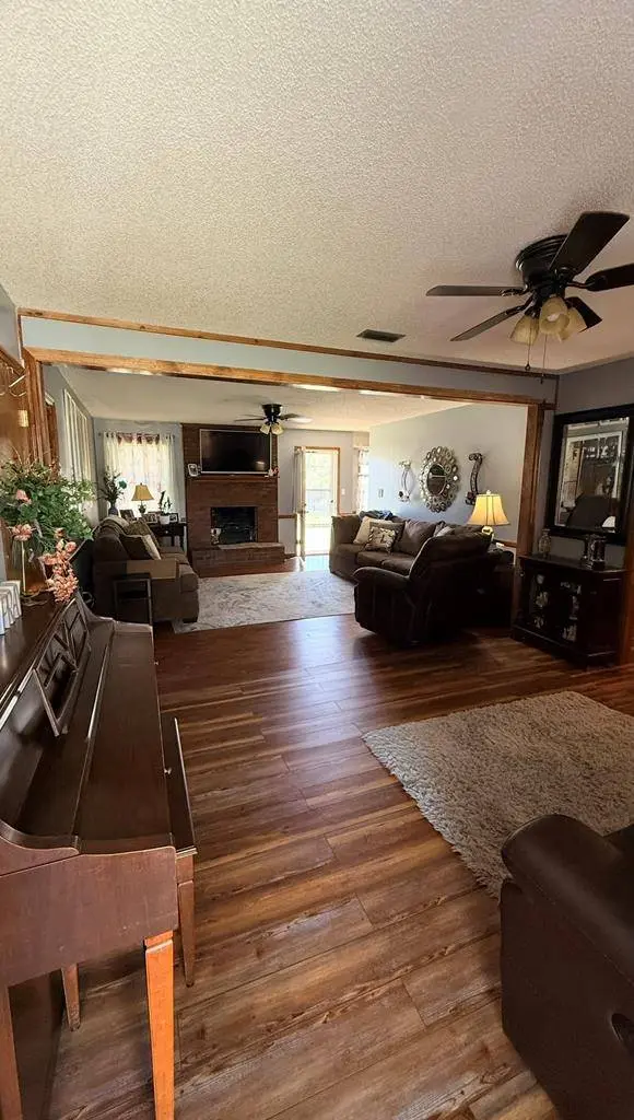 1703 Leone Ave, Valdosta, GA 31602