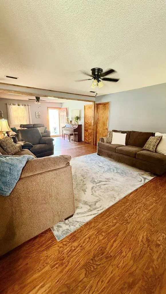 1703 Leone Ave, Valdosta, GA 31602