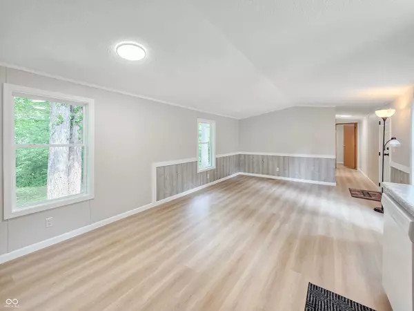 12861 E Shady Meadows, Solsberry, IN 47459