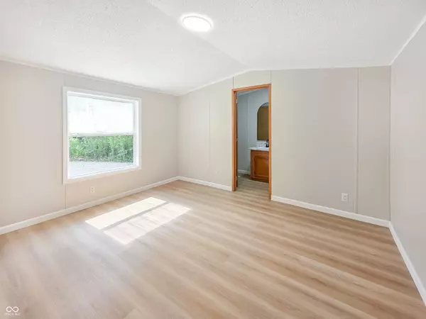 12861 E Shady Meadows, Solsberry, IN 47459