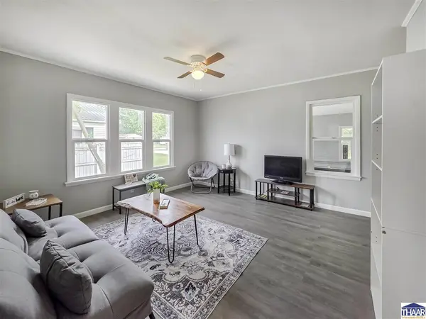 290 NW G Street, Linton, IN 47441