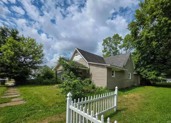 722 N Main Street, Sullivan, IN 47882