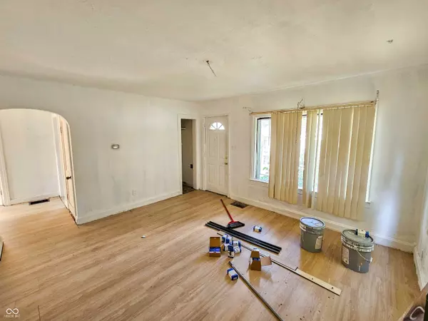 1218 Crosshall ST, Richmond, IN 47374