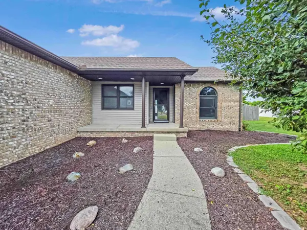 5554 Cactus Court, Terre Haute, IN 47805
