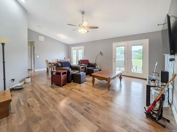 5554 Cactus Court, Terre Haute, IN 47805