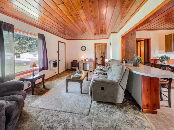 291 S State Road 59, Linton, IN 47441