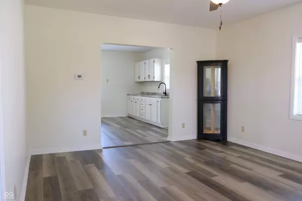 313 S Park AVE, Jasonville, IN 47438