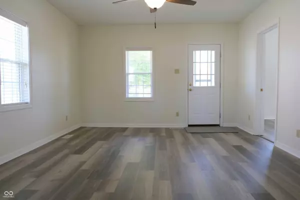 313 S Park AVE, Jasonville, IN 47438