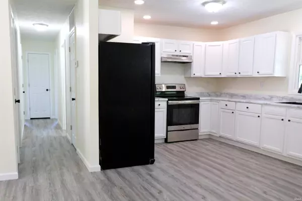 869 S Florence Street, Jasonville, IN 47438