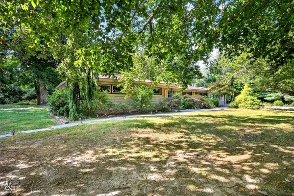 2011 N Chamberlain ST, Terre Haute, IN 47803