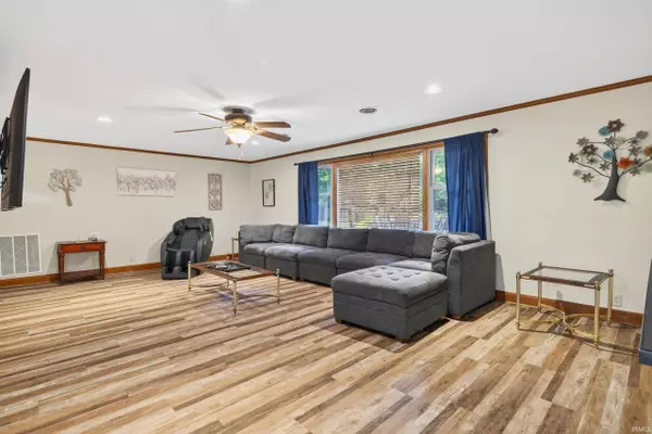 2011 N Chamberlain Street, Terre Haute, IN 47803