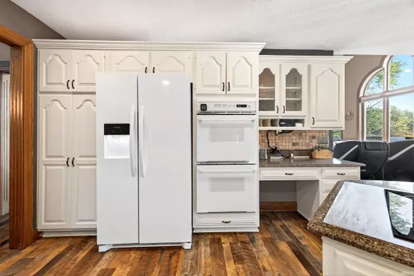 10124 Israel Road, Terre Haute, IN 47802