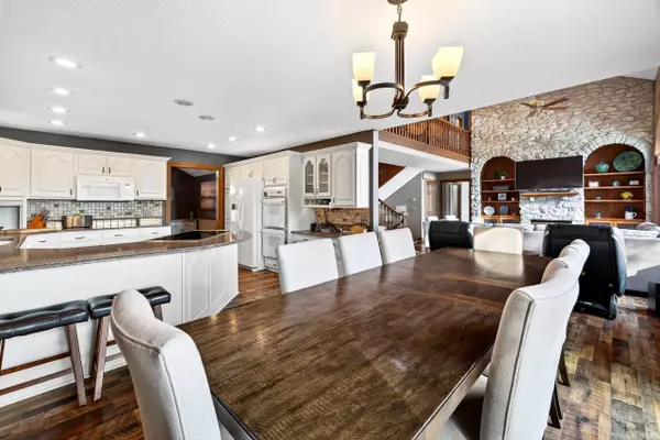 10124 Israel Road, Terre Haute, IN 47802