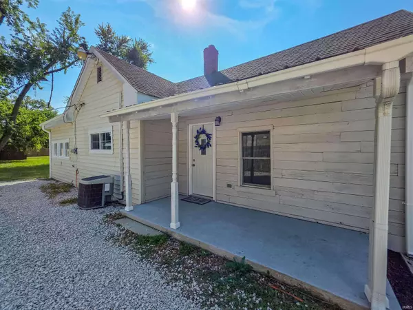 212 E Emil Street, Farmersburg, IN 47850