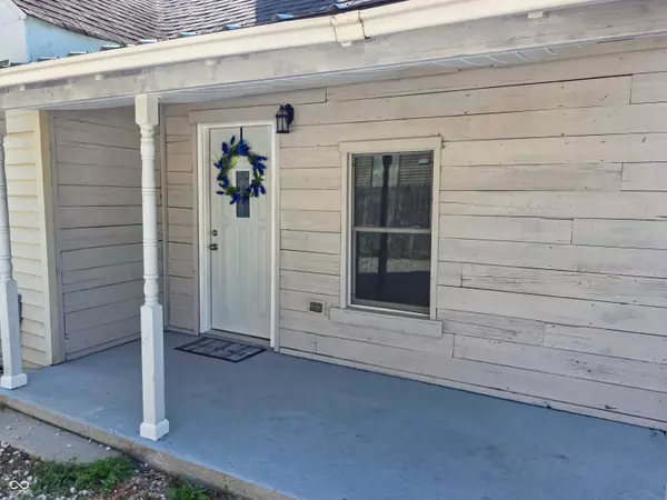 212 E Emil ST, Farmersburg, IN 47850