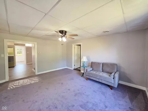 212 E Emil ST, Farmersburg, IN 47850