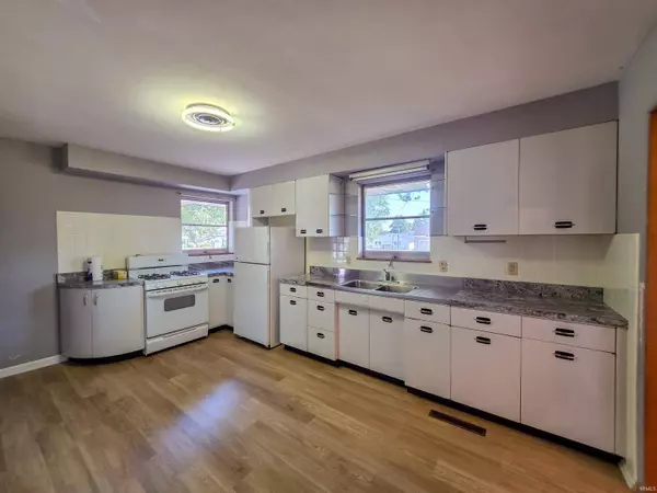 510 NE C Street, Linton, IN 47441