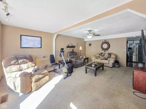 11400 E Parr AVE, Brazil, IN 47834