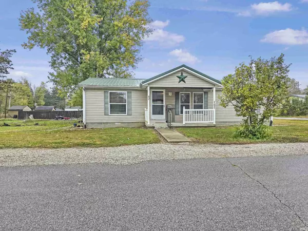 79 SE 10th Street, Linton, IN 47441