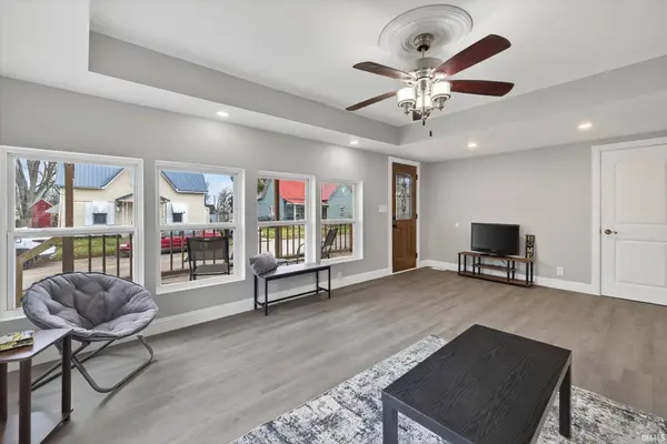 178 SE 7th Street, Linton, IN 47441