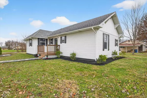 624 E Ohio ST, Jasonville, IN 47438