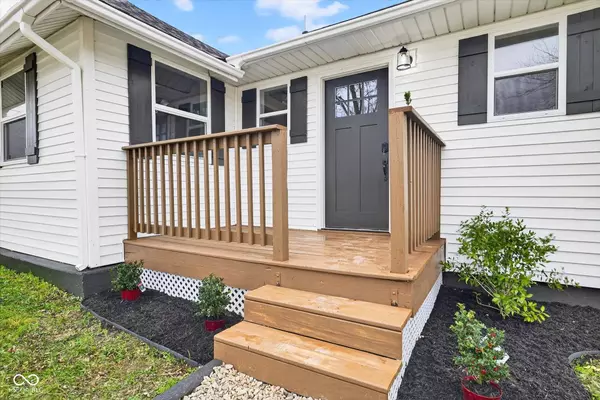 624 E Ohio ST, Jasonville, IN 47438