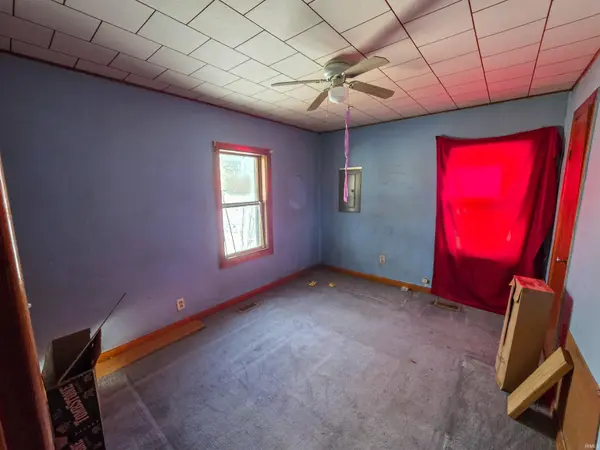 484 S Railroad Street, Jasonville, IN 47438