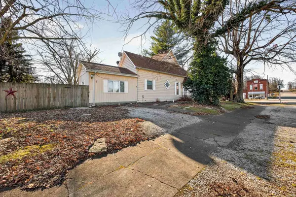 103 E College Street, Sandborn, IN 47578