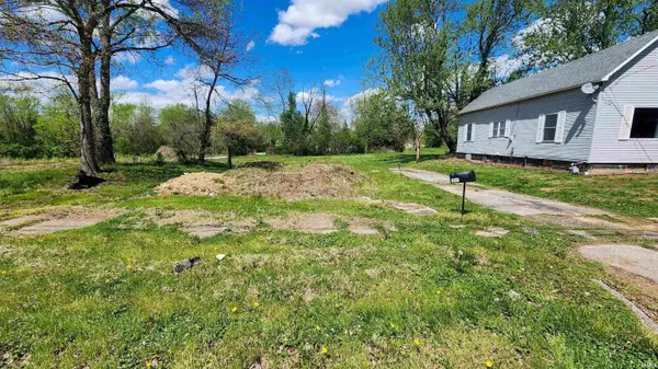 570 W Johnson Street, Sullivan, IN 47882