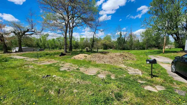 570 W Johnson Street, Sullivan, IN 47882