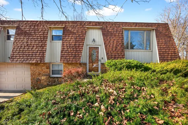 600 Forest DR, Bloomfield, IN 47424