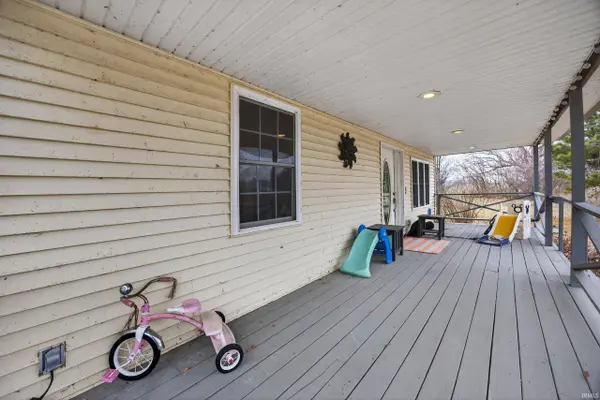 6783 S State Road 59, Sandborn, IN 47578