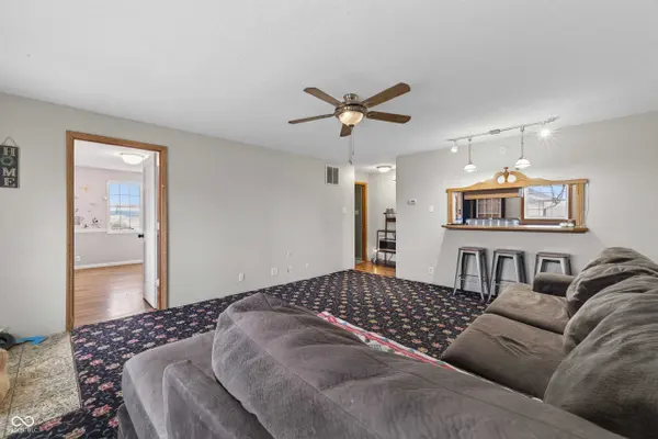 6783 S State Road 59, Sandborn, IN 47578