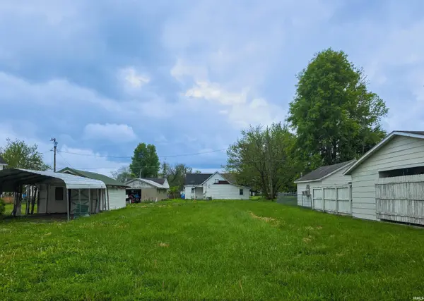 409 NW J Street, Linton, IN 47441