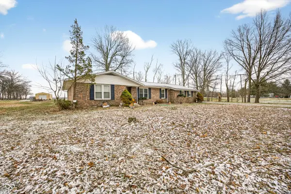 5946 W State Road 48, Jasonville, IN 47438