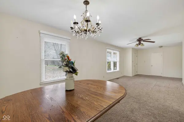 5946 W State Road 48, Jasonville, IN 47438