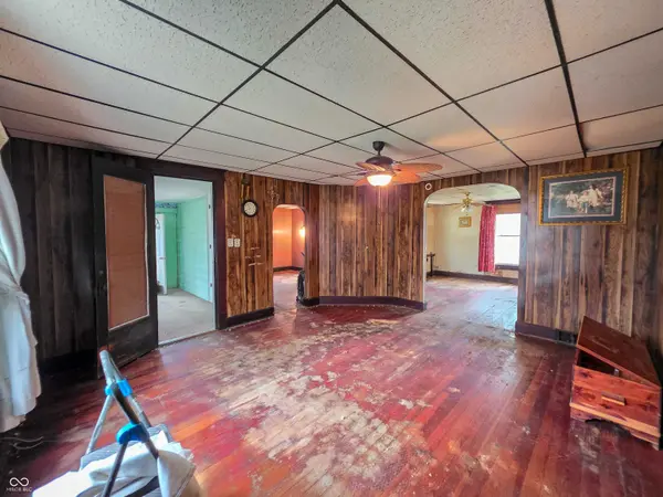 119 N Edward ST, Worthington, IN 47471