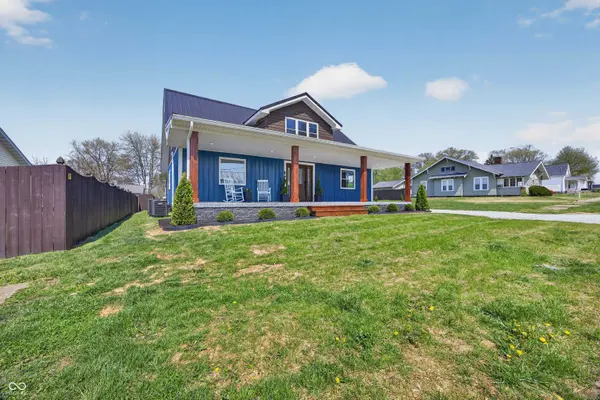524 W Johnson ST, Sullivan, IN 47882