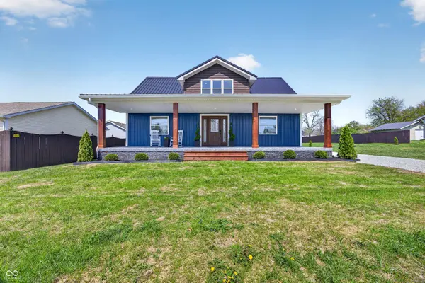 524 W Johnson ST, Sullivan, IN 47882