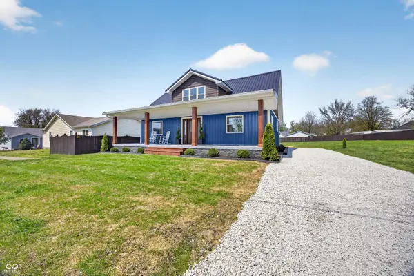 524 W Johnson ST, Sullivan, IN 47882