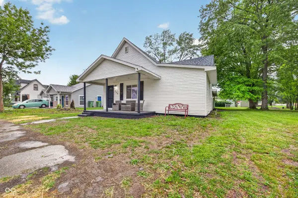 722 N Main ST, Sullivan, IN 47882