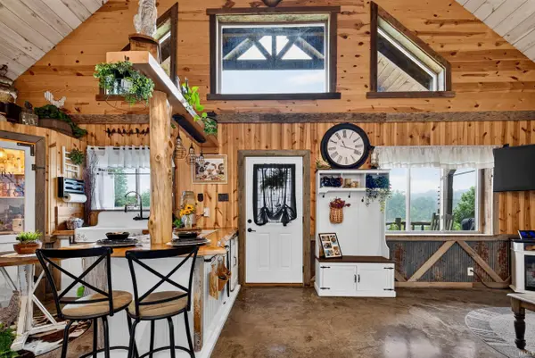 2443 Mangus Road, Poland, IN 47868