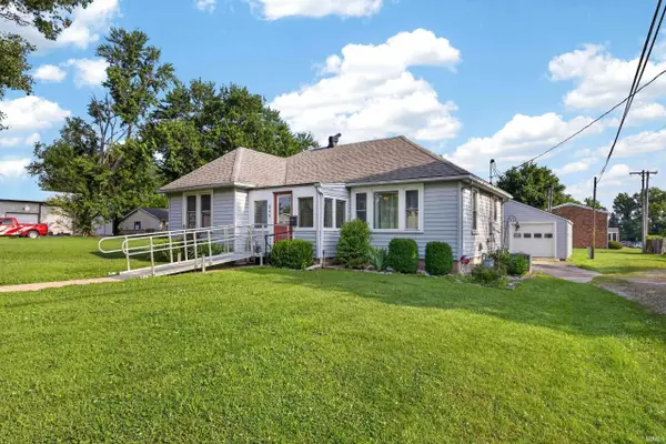840 NE H Street, Linton, IN 47441