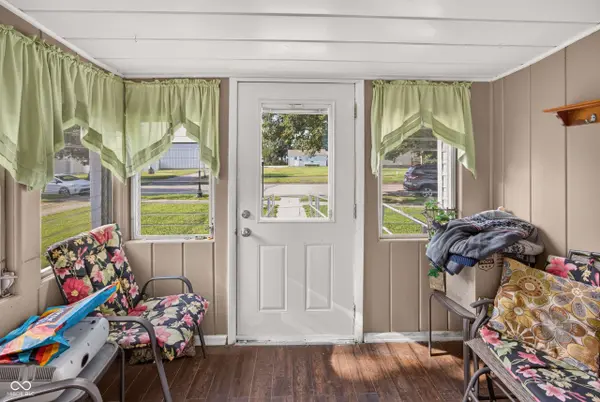 840 H ST NE, Linton, IN 47441