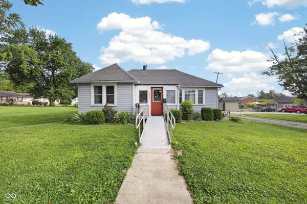 840 H ST NE, Linton, IN 47441