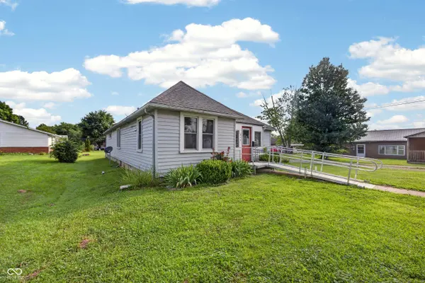 840 H ST NE, Linton, IN 47441