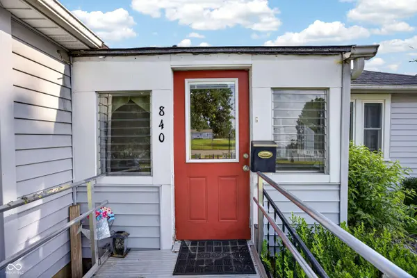 840 H ST NE, Linton, IN 47441
