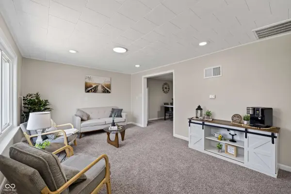 609 Harrah, Worthington, IN 47471
