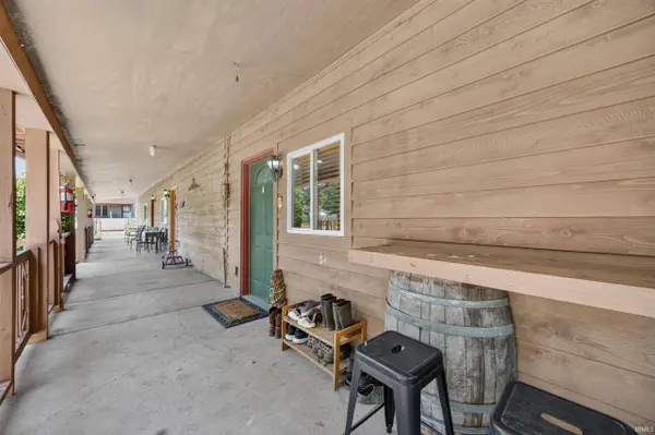 14969 S ST RD 59, Jasonville, IN 47438